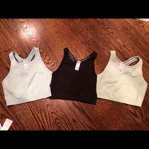 Like new ivivva crop tank sports bras size 8